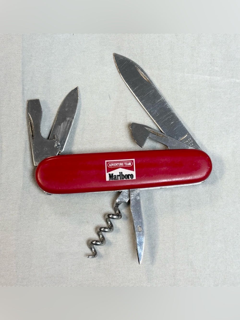 Victorinox  Marlboro Adventure Team Swiss Army Sportsman Knife